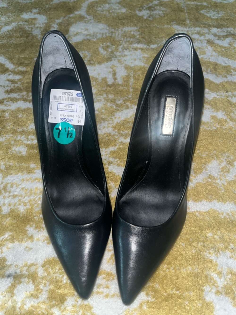Guess Black Pointed Toe Leather Pumps - Women's Classic Heels